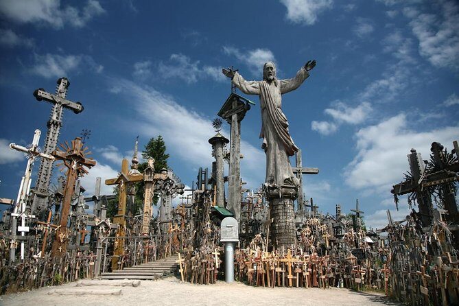 From Riga: Hill of Crosses & Jelgava Highlights - Key highlights you’ll actually feel on the day