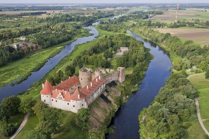 Full-Day Private Trip to Palace and Medieval Castle from Riga - Price and Value: Is $347.65 Fair for Up to Three?