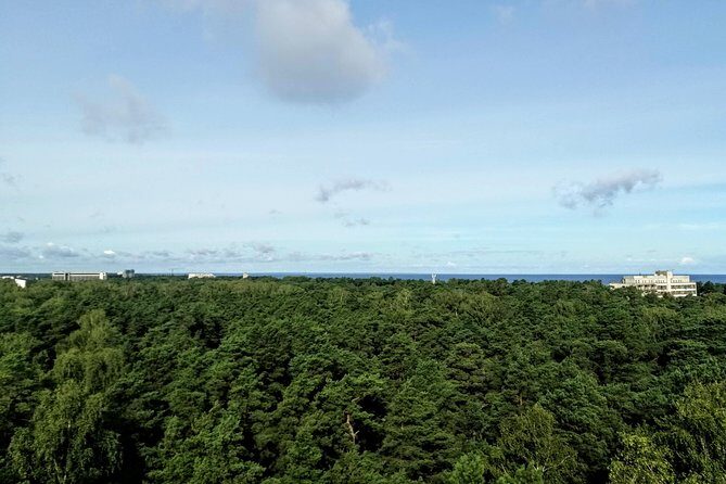 Jurmala sunset tour - Touring Jurmala Streets: Wooden Houses, Resort Style, and Variety