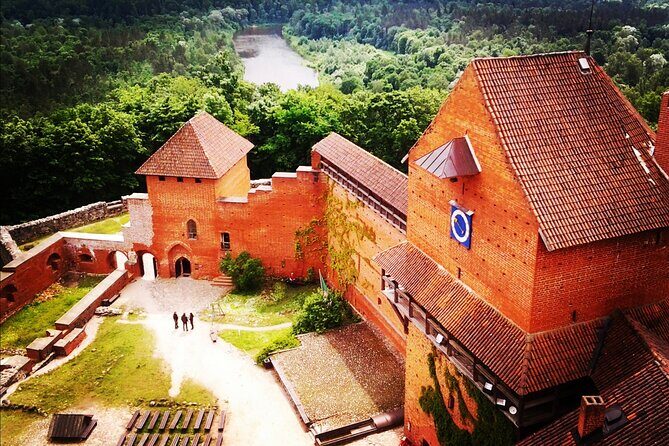 Latvia's Switzerland and Gauja National Park Tour - Stop 5: Krimulda Estate and berry-flower wine tasting