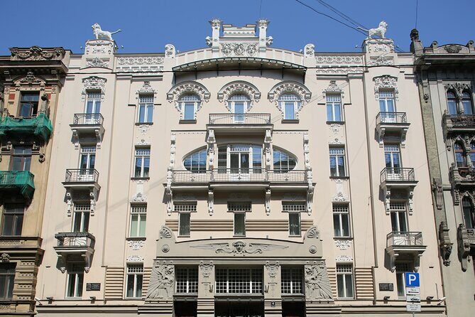 Riga's Architecture: A self-guided audio tour of the city's art nouveau history - Getting Started at the Latvian National Museum of Art