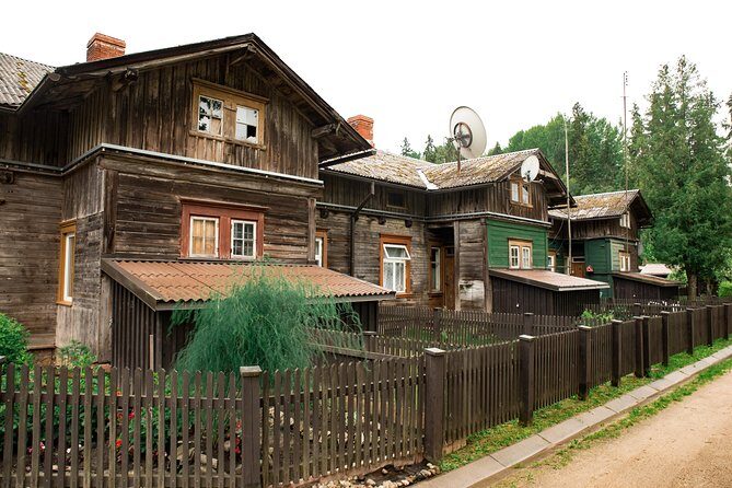 Road Trip to Cēsis, Līgatne, Āraiši and Sigulda - All Inclusive - Līgatne Caves and Cave Cellars: Lunch by the River, then Underground Storage